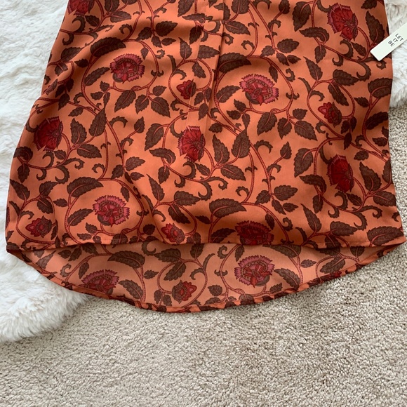 NWT Let It Be Orange Floral Sleeveless Top- Size M - Picture 5 of 11